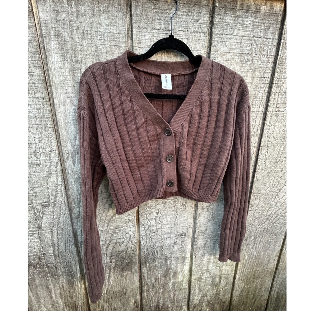 Preppy Cropped Ribbed Cardigan Brown Y2K 90s Minimalist Preppy dark academia M